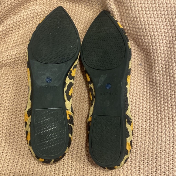 Rothy’s The Point flat in Big Cat - Picture 4 of 7